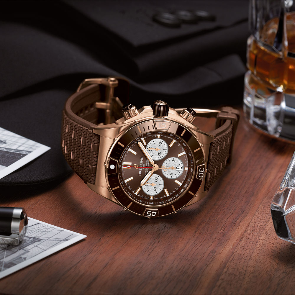06 breitling super chronomat b01 44 in 18 k red gold ref. rb0136e31q1s1 IG 1000x1000