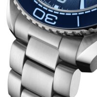 Omega_21530402003002_3