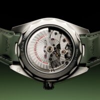 Omega_22032432210001_4