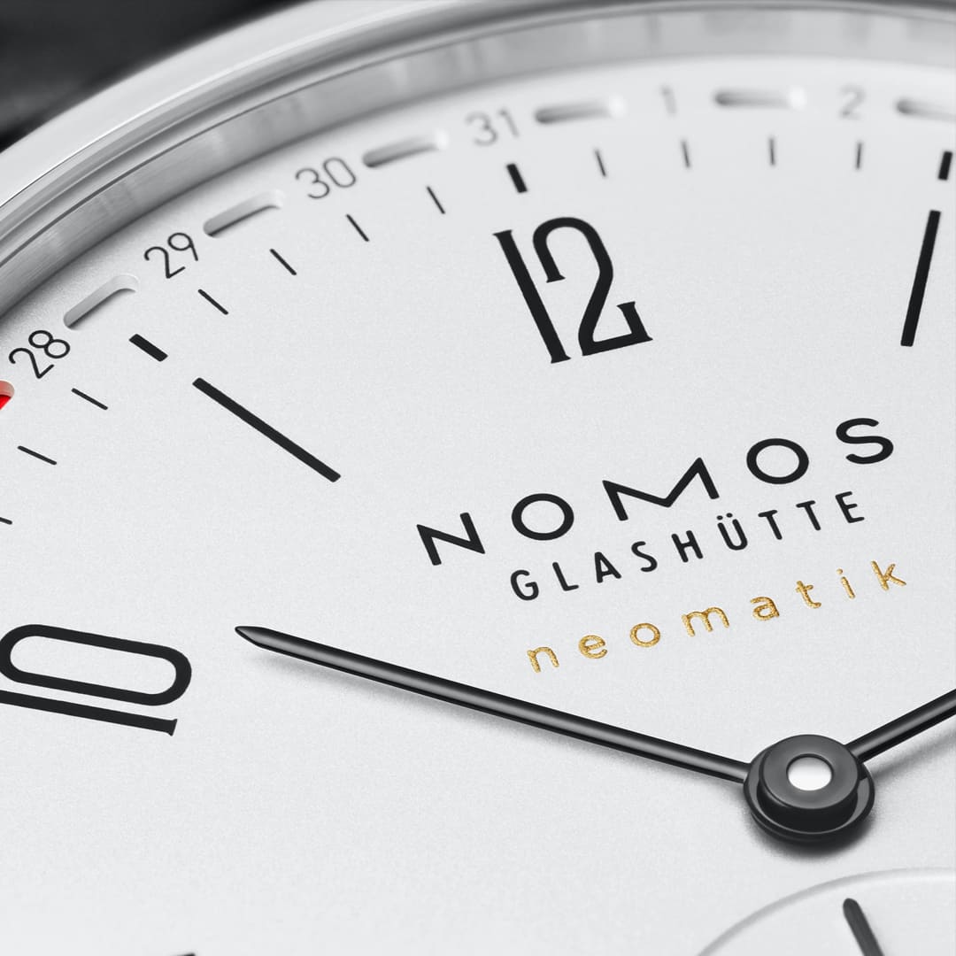 NomosGlashuette 0180 tangente neomatik 41 update 1