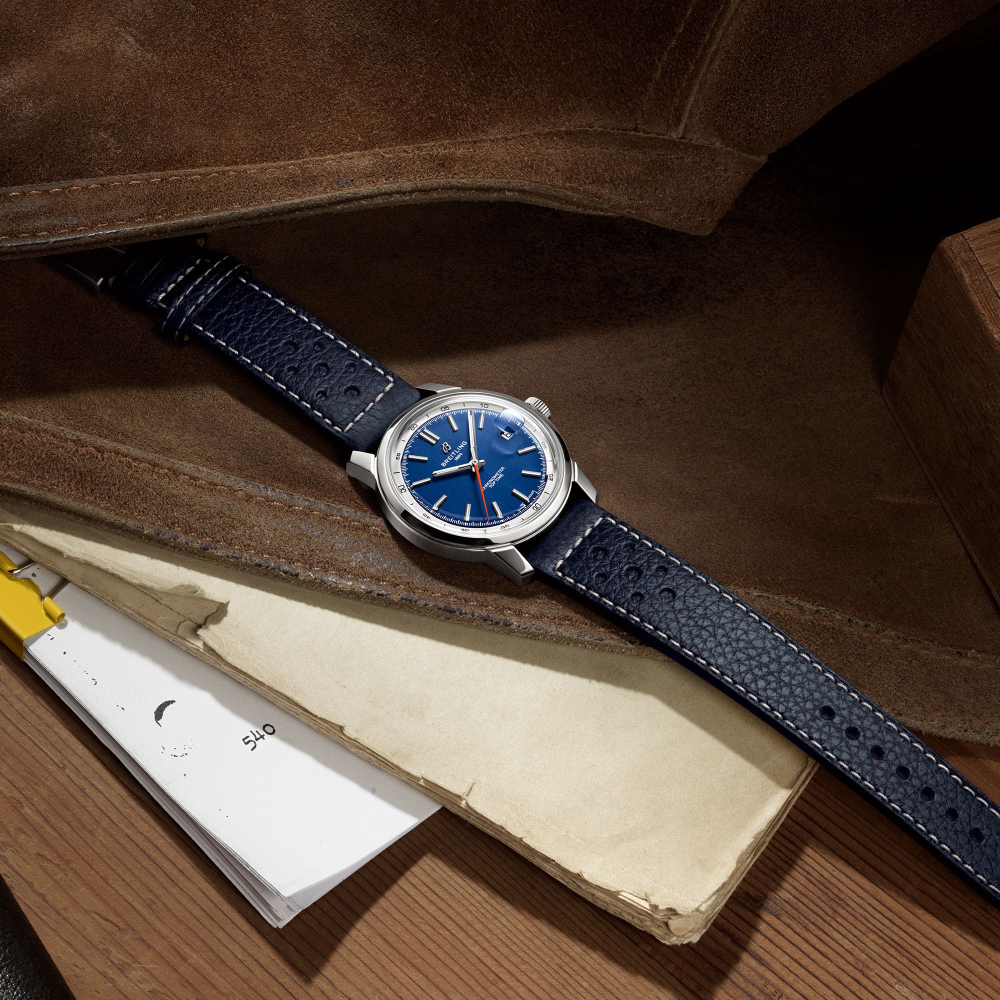 Breitling_AB3113A71C1X1_3