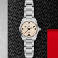 Tudor_M79930-0007_2