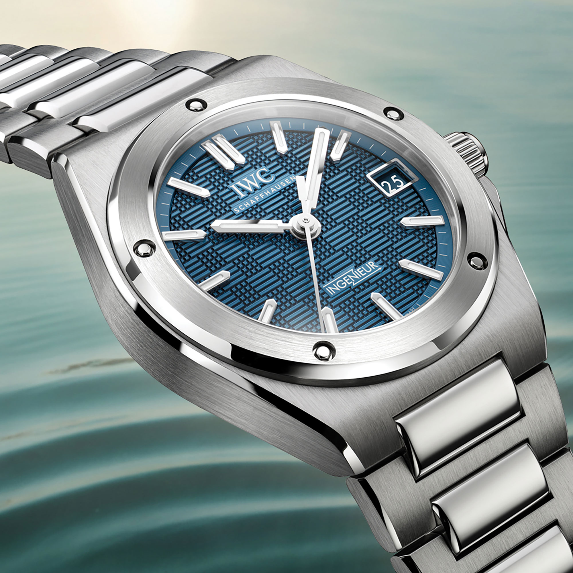 IWC_IW324907_2