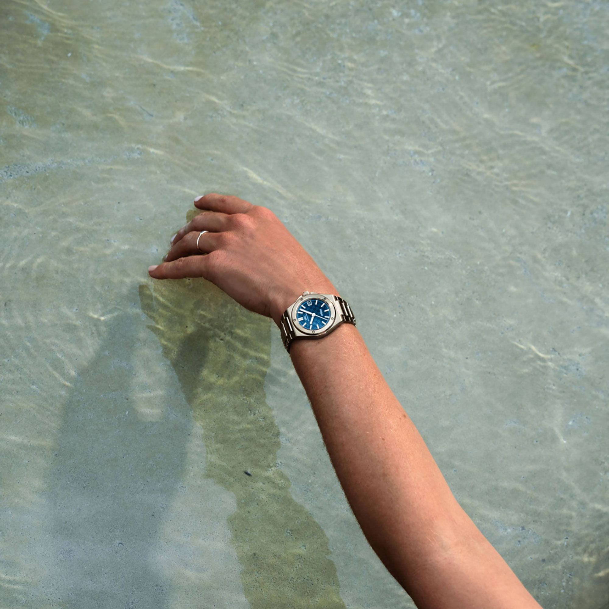 IWC_IW324907_4